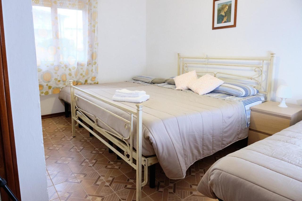 Peaceful Flat With Direct Beach Access Rosolina Mare Luaran gambar